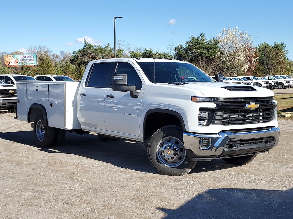 New 2025 Chevrolet Silverado 3500 HD Chassis Cab Work Truck Truck