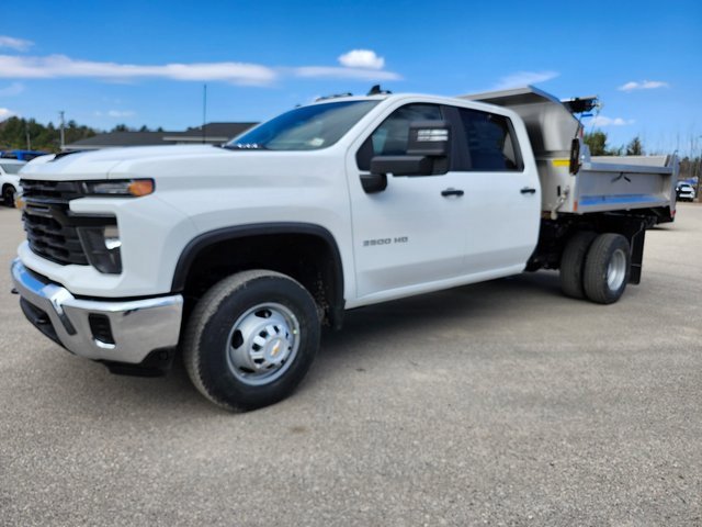 2025 Chevrolet Silverado 3500HD Work Truck photo 4