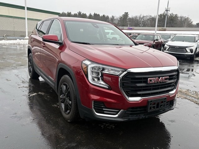 2024 GMC Terrain SLE's photo