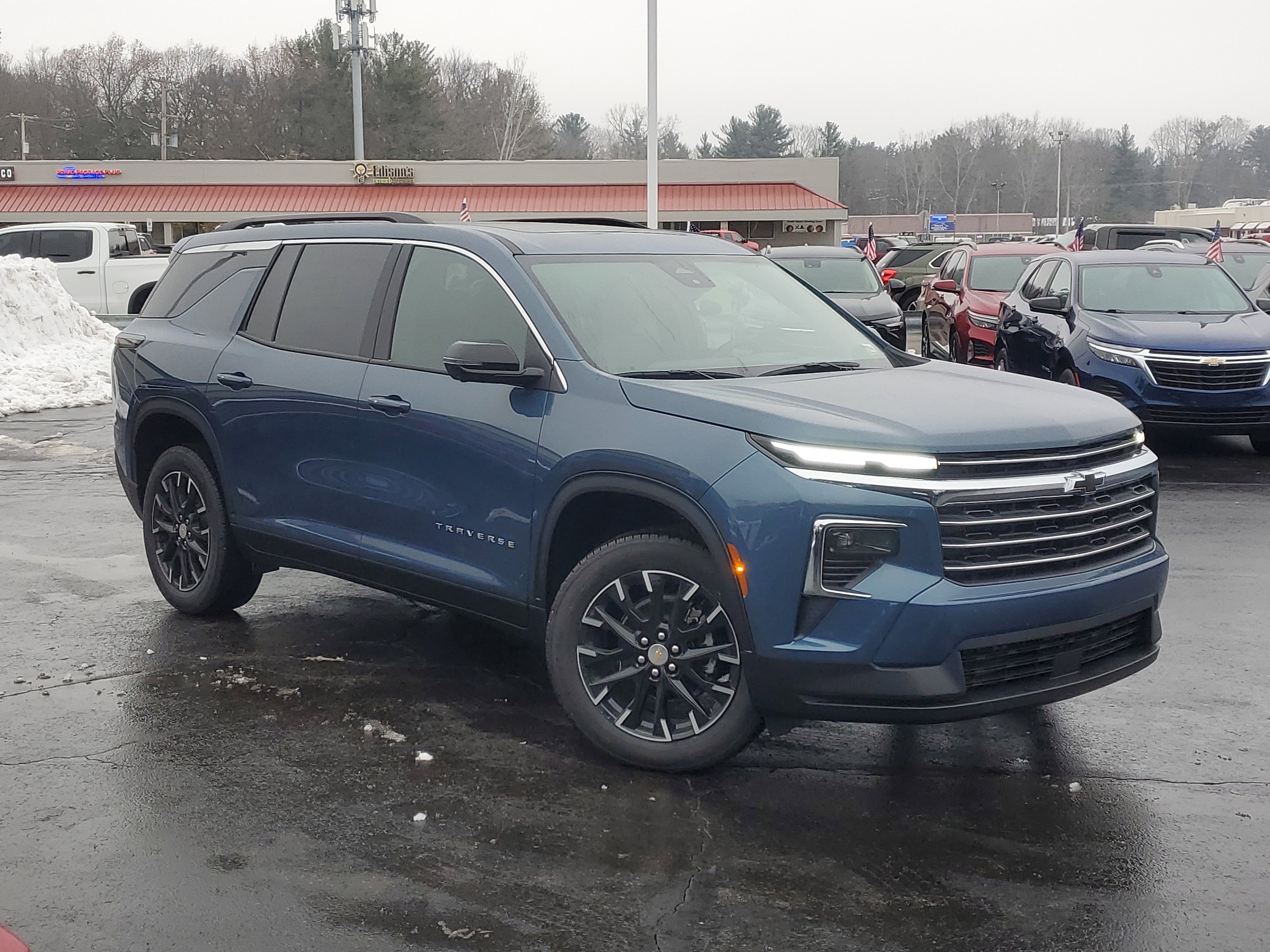 2026 Chevrolet Traverse LT's photo