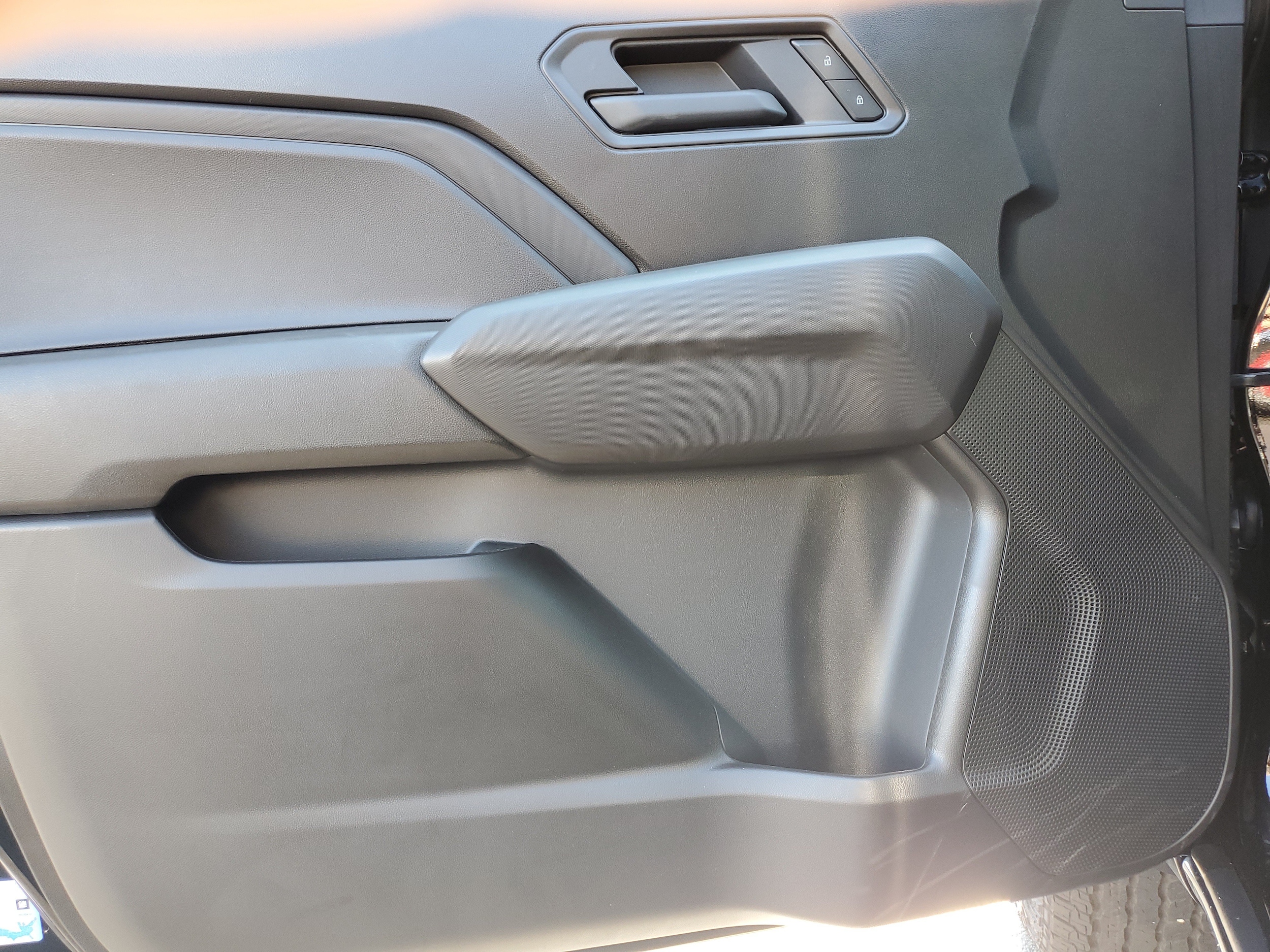 2026 Chevrolet Colorado Crew Cab 4WD Pickup for sale #T1279784 - photo 22