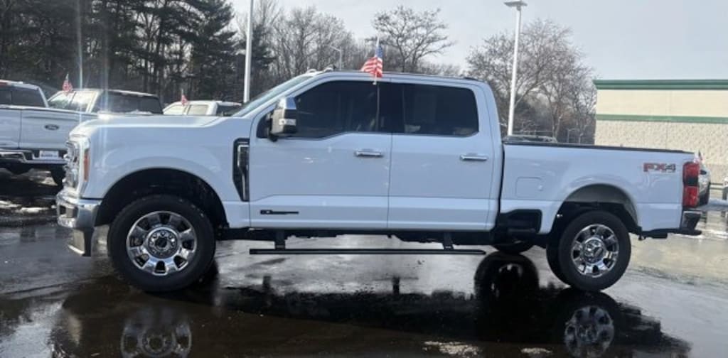 Used 2023 Ford Super Duty F-250 SRW XL Truck Crew Cab