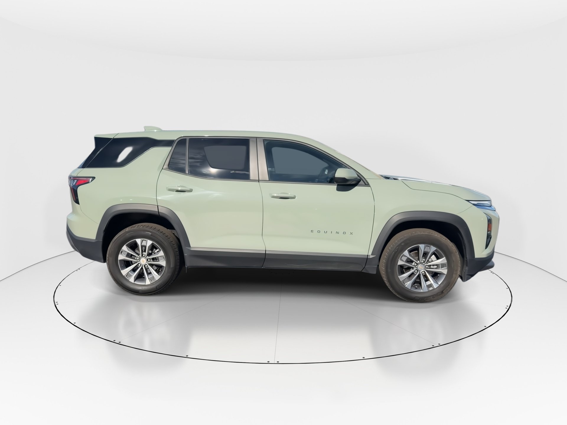 2026 Chevrolet Equinox LT - Photo 9