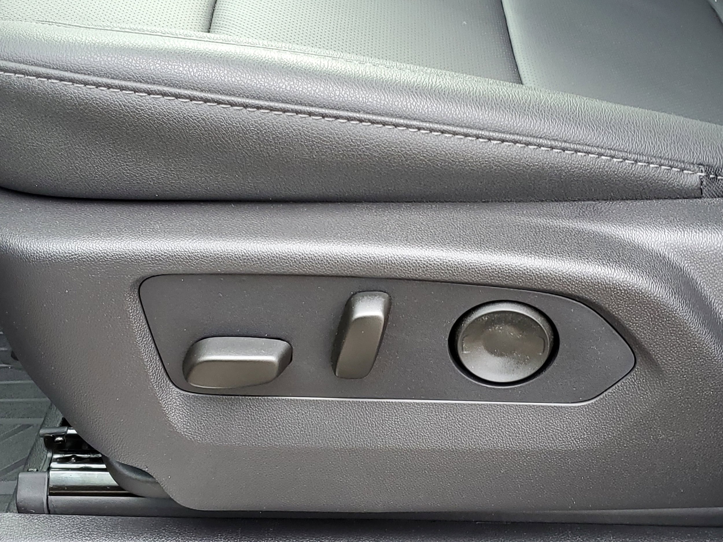 2026 Chevrolet Silverado 3500 HD LTZ - Photo 6