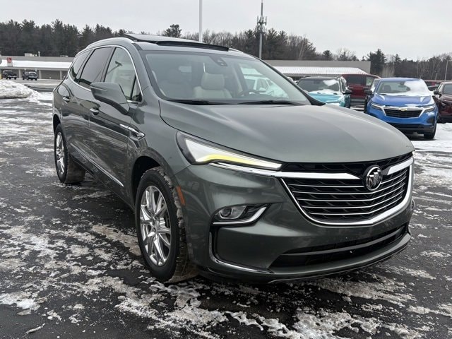 2022 Buick Enclave Premium's photo