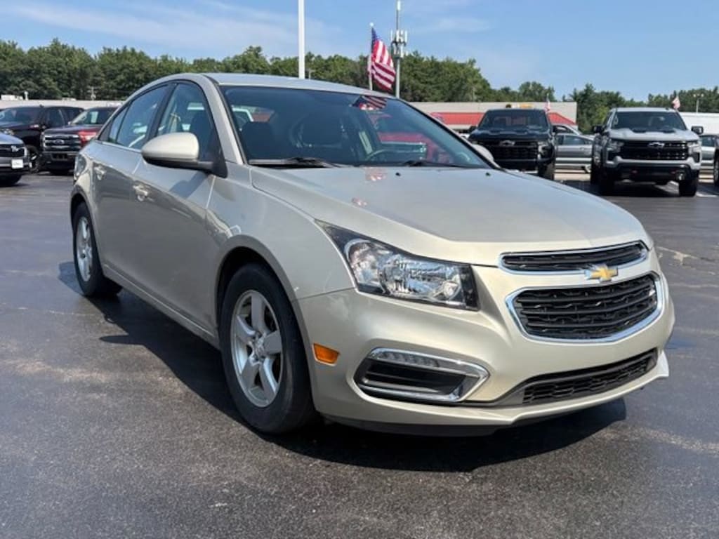 Used 2016 Chevrolet Cruze Limited LT Sedan