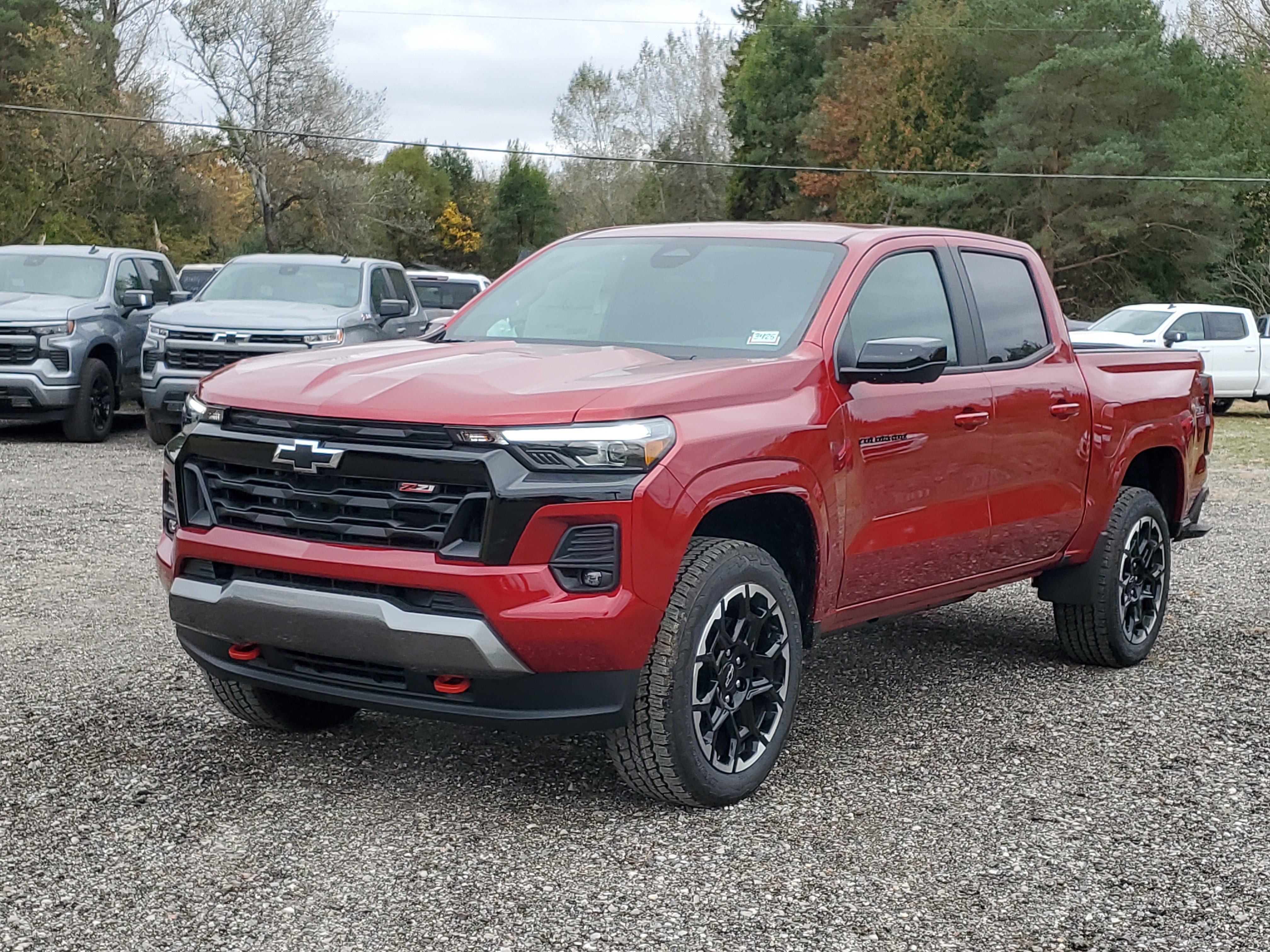 2026 Chevrolet Colorado Z71 - Photo 2