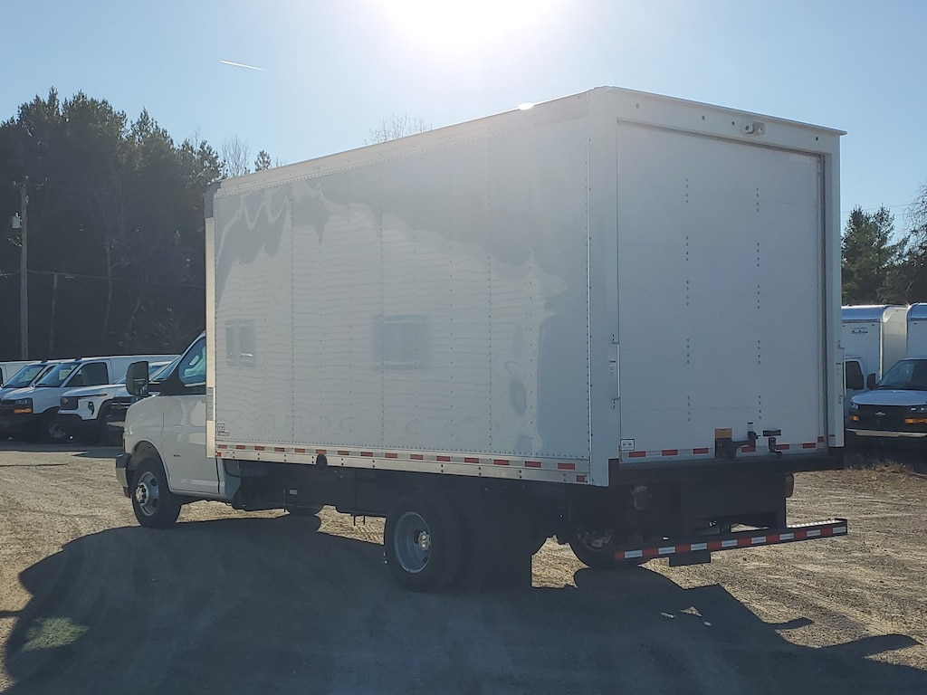 New 2025 Chevrolet Express Cutaway 3500 1WT Cutaway Van