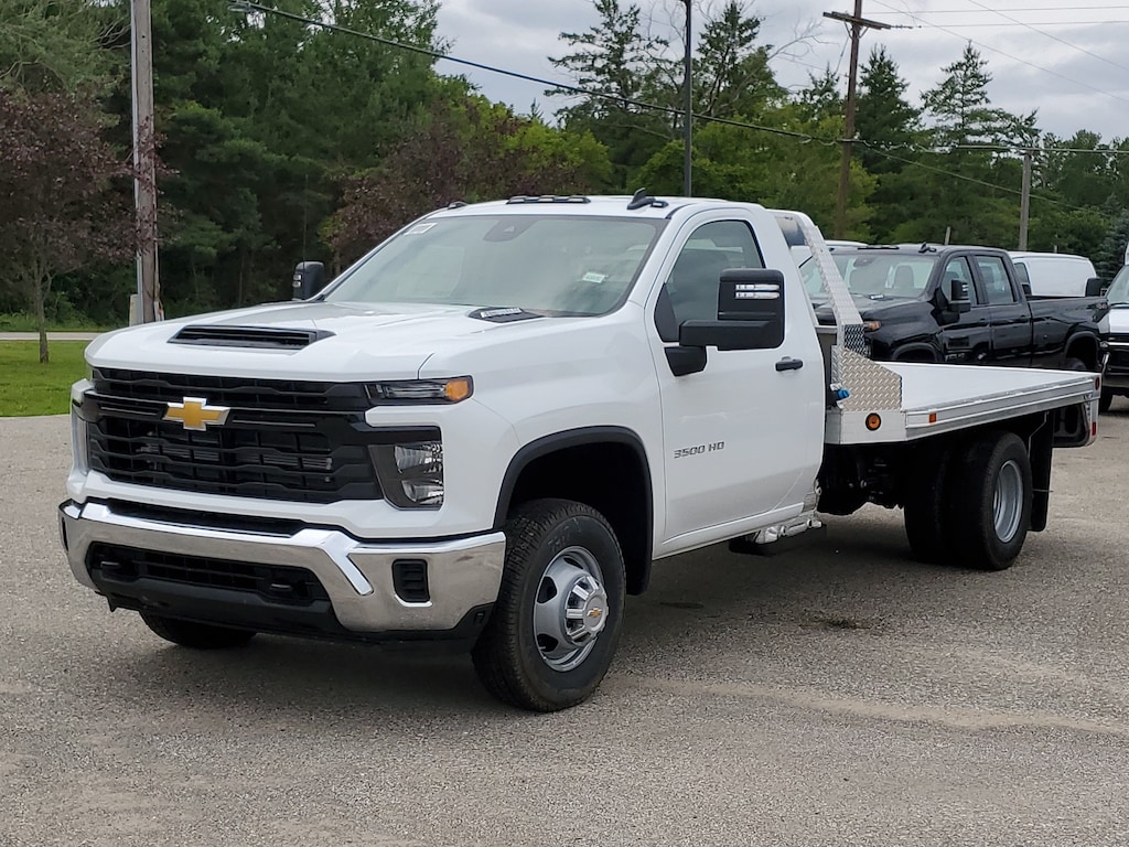 New 2026 Chevrolet Silverado 3500 HD Chassis Cab Work Truck Truck