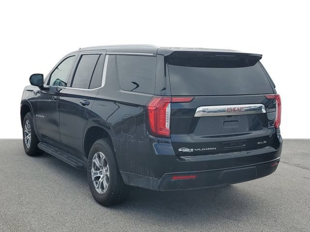 Used 2024 GMC Yukon SLE SUV