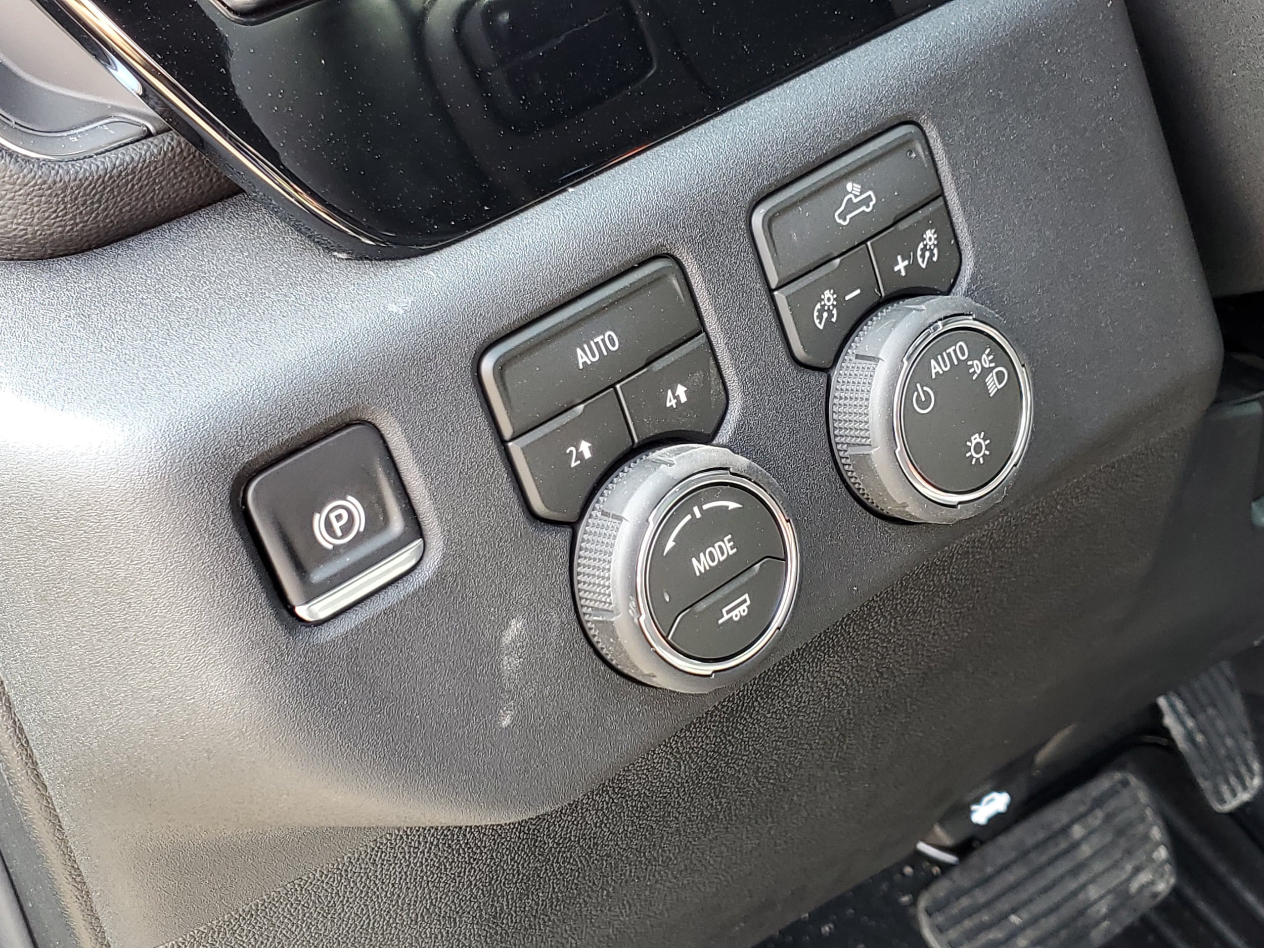 2026 Chevrolet Silverado 1500 LT - Photo 8