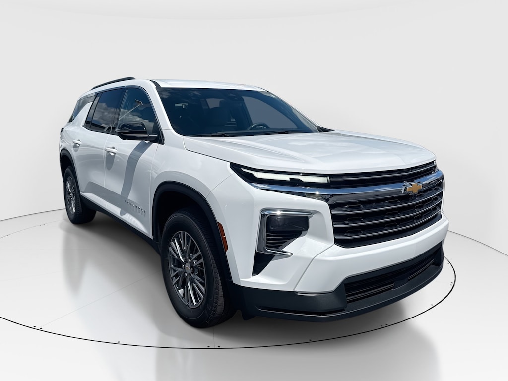 Used 2025 Chevrolet Traverse LT SUV