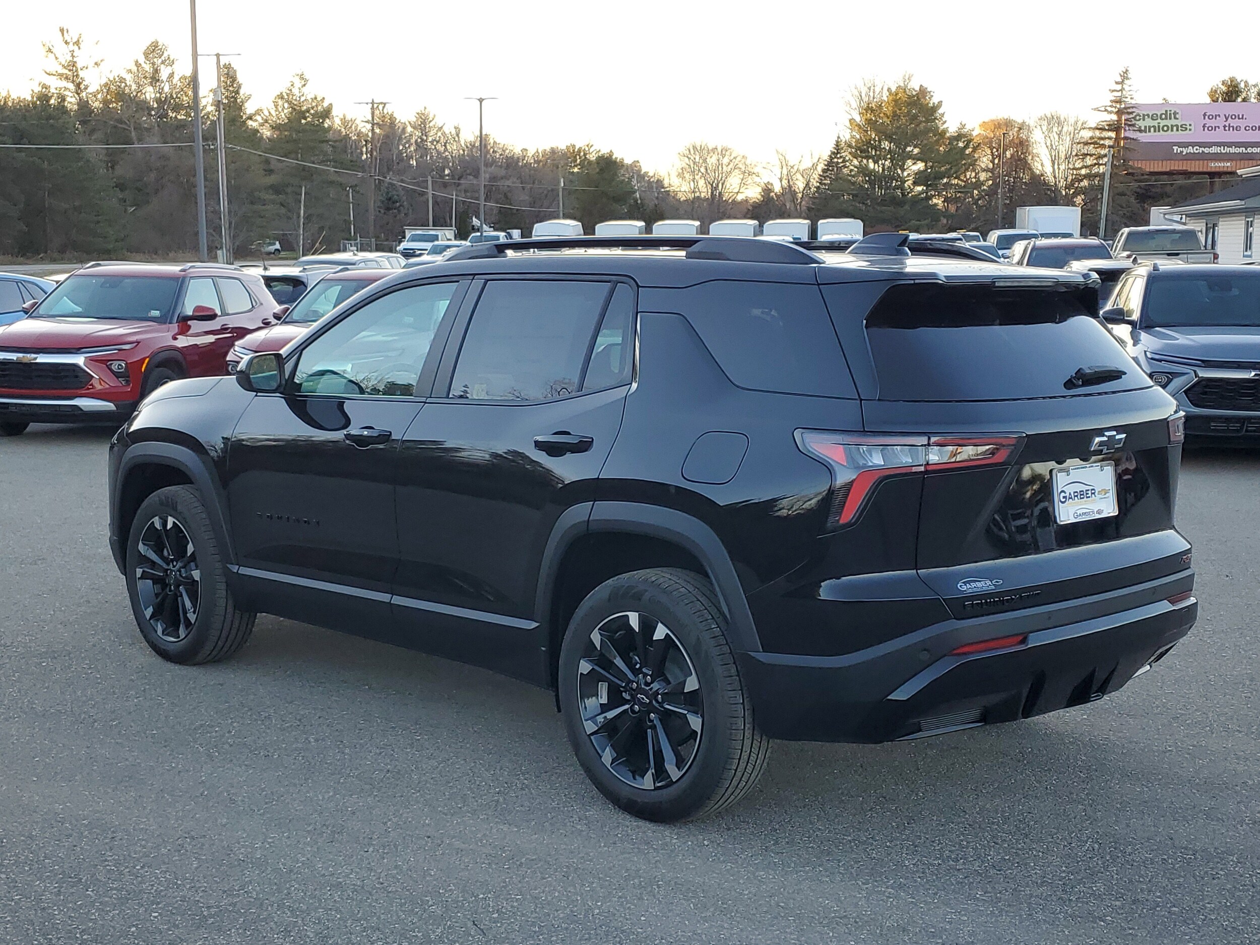2026 Chevrolet Equinox RS photo 2