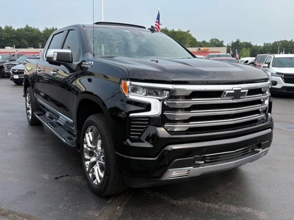 Used 2025 Chevrolet Silverado 1500 High Country Truck Crew Cab