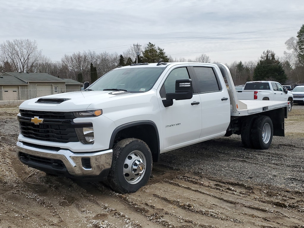 New 2025 Chevrolet Silverado 3500 HD Chassis Cab Work Truck Truck