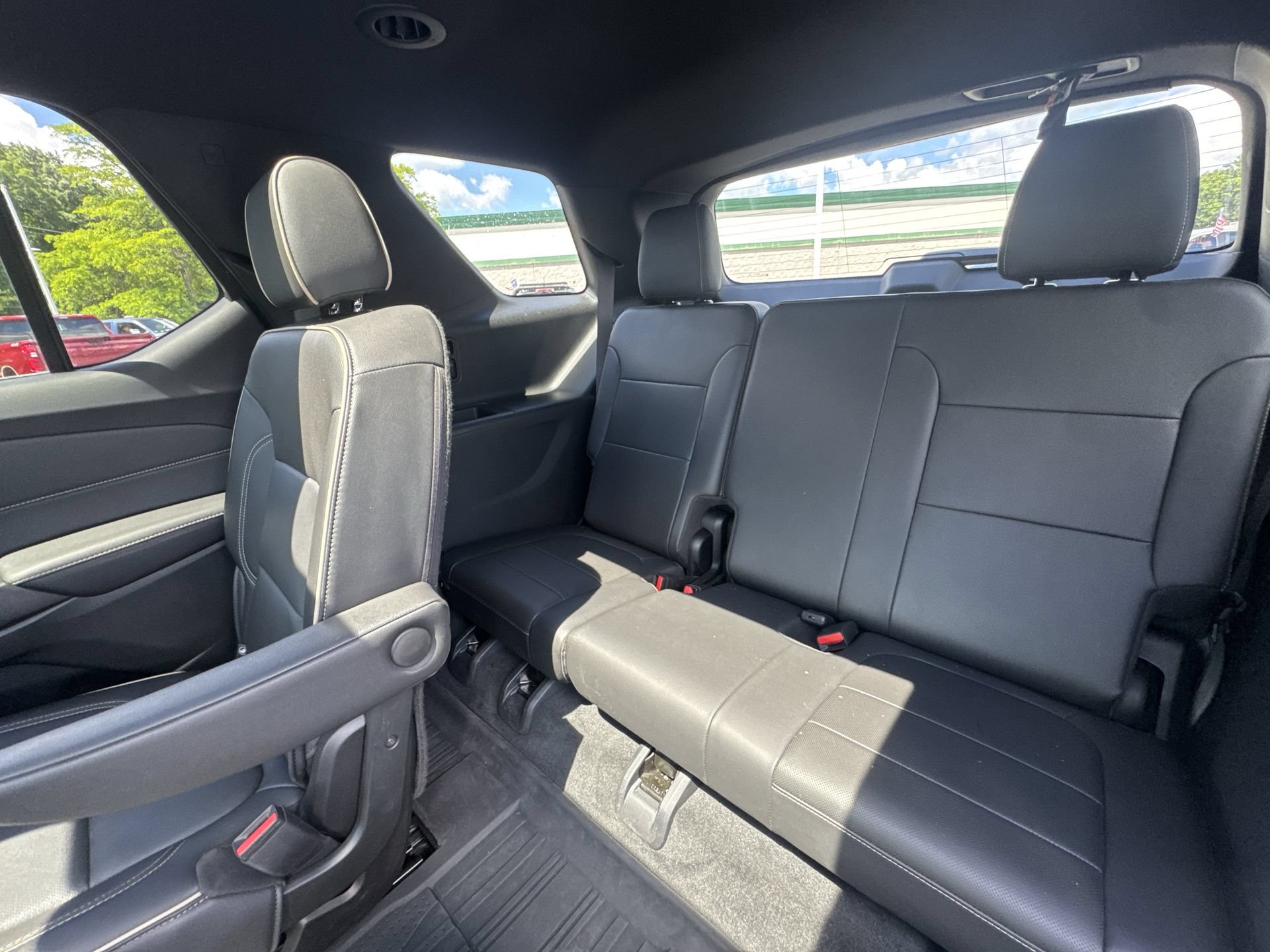 2022 Chevrolet Traverse Premier - Photo 25