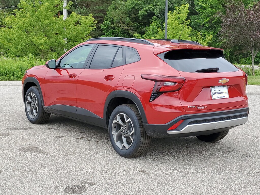 New 2026 Chevrolet Trax LT SUV