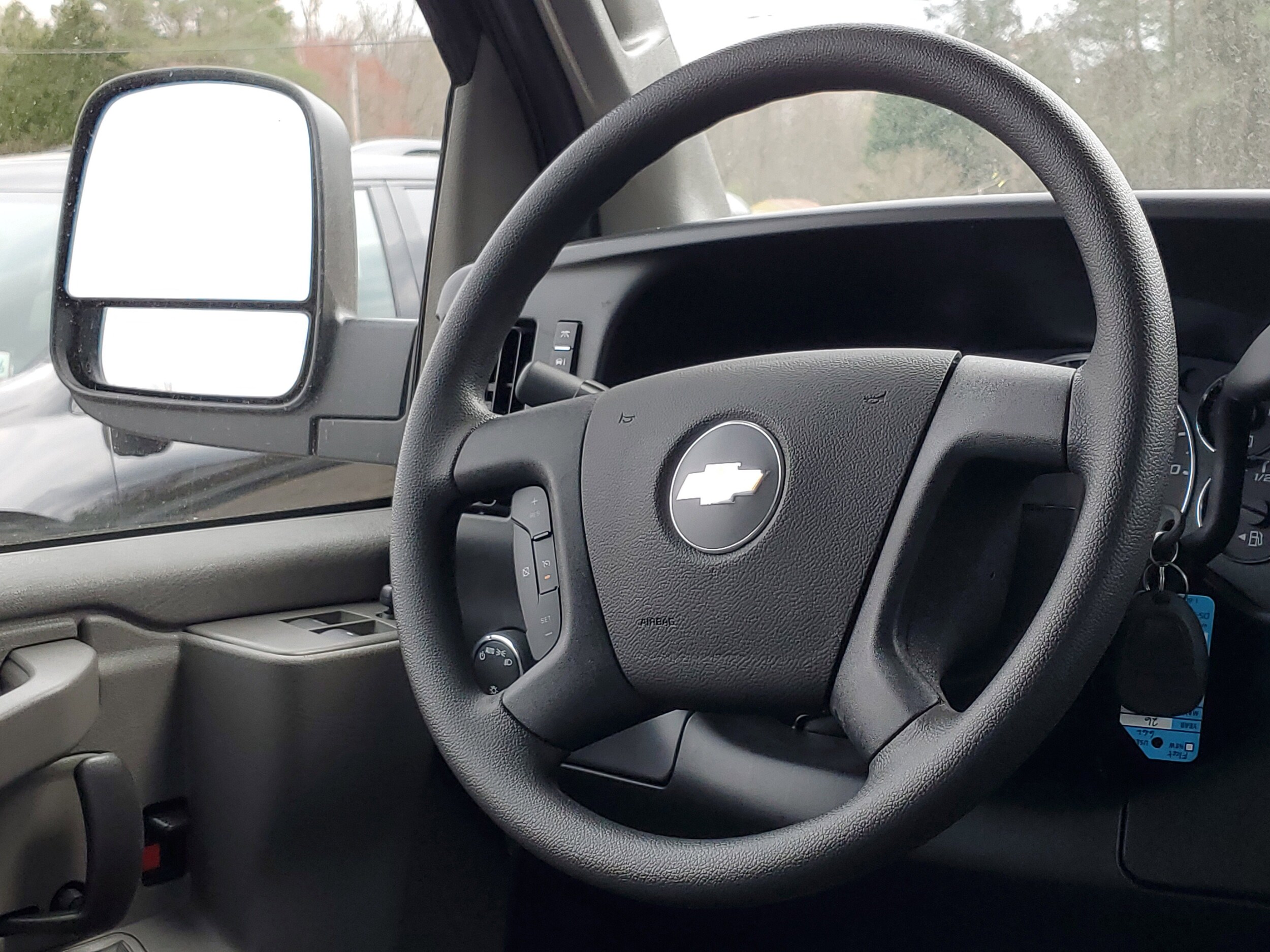 2026 Chevrolet Express Cargo Work Van - Photo 19