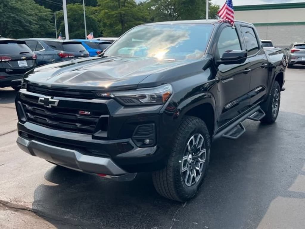 Used 2023 Chevrolet Colorado 4WD Z71 Truck Crew Cab