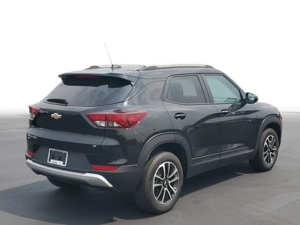 Used 2025 Chevrolet Trailblazer LT SUV