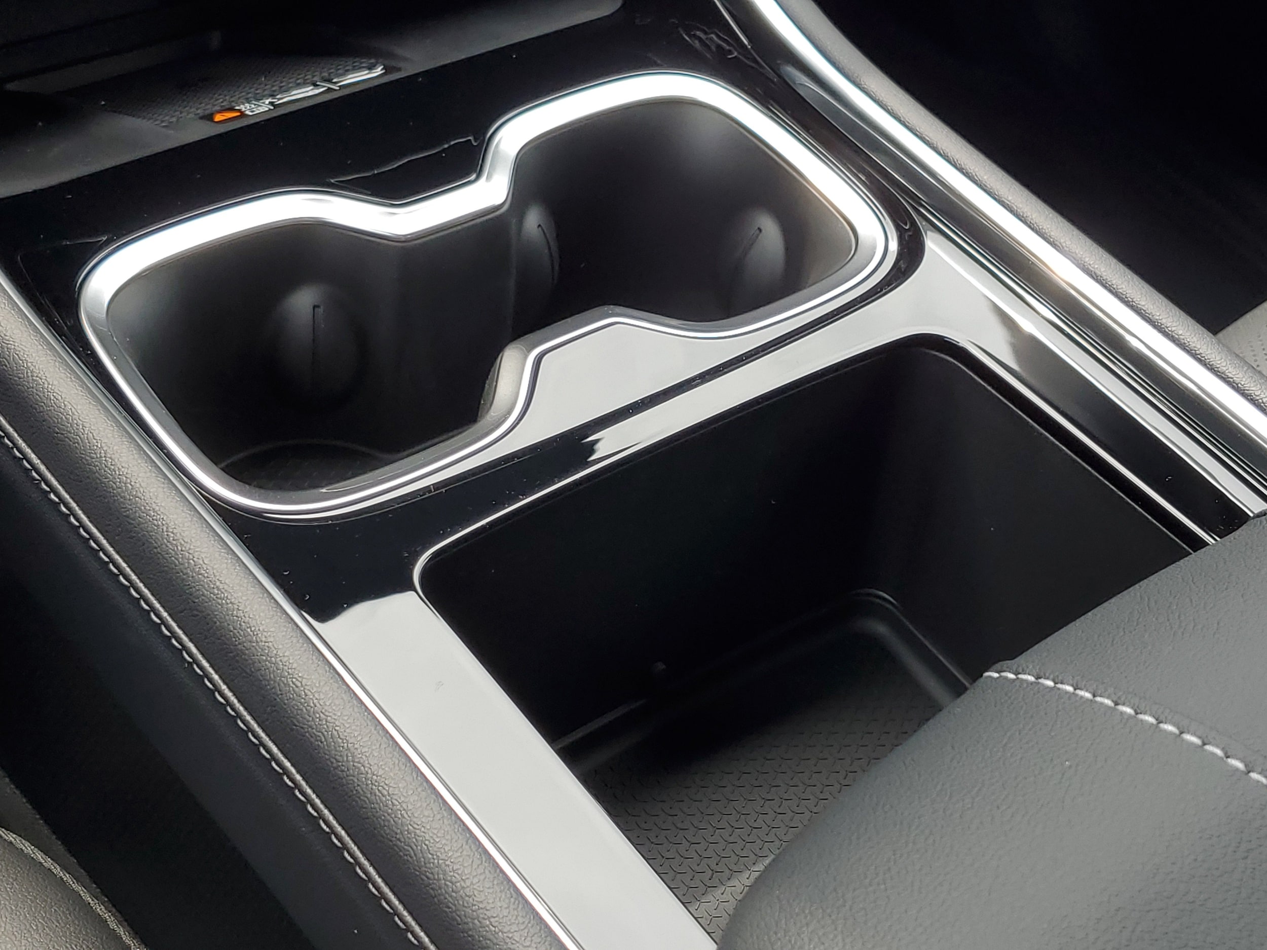 2027 Chevrolet Traverse LT - Photo 19
