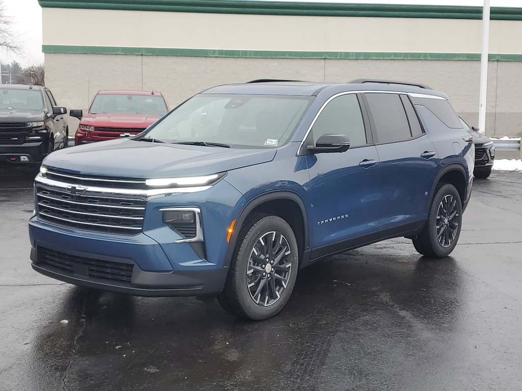 New 2026 Chevrolet Traverse LT SUV