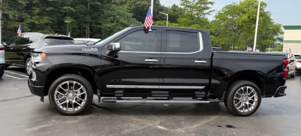 Used 2025 Chevrolet Silverado 1500 High Country Truck Crew Cab