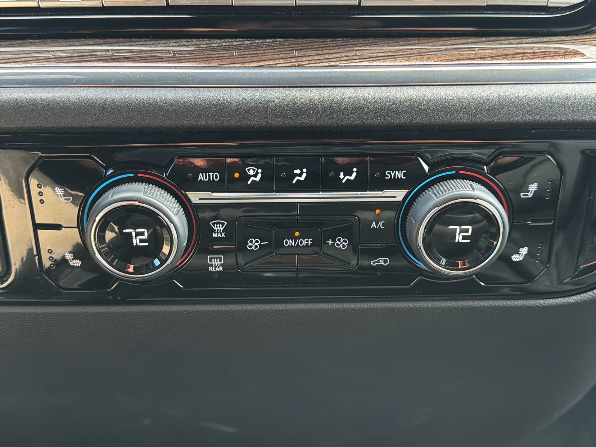 2024 Chevrolet Silverado 2500HD LT - Photo 26
