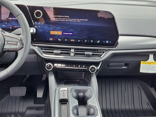 2025 Chevrolet Equinox EV RS - Photo 22