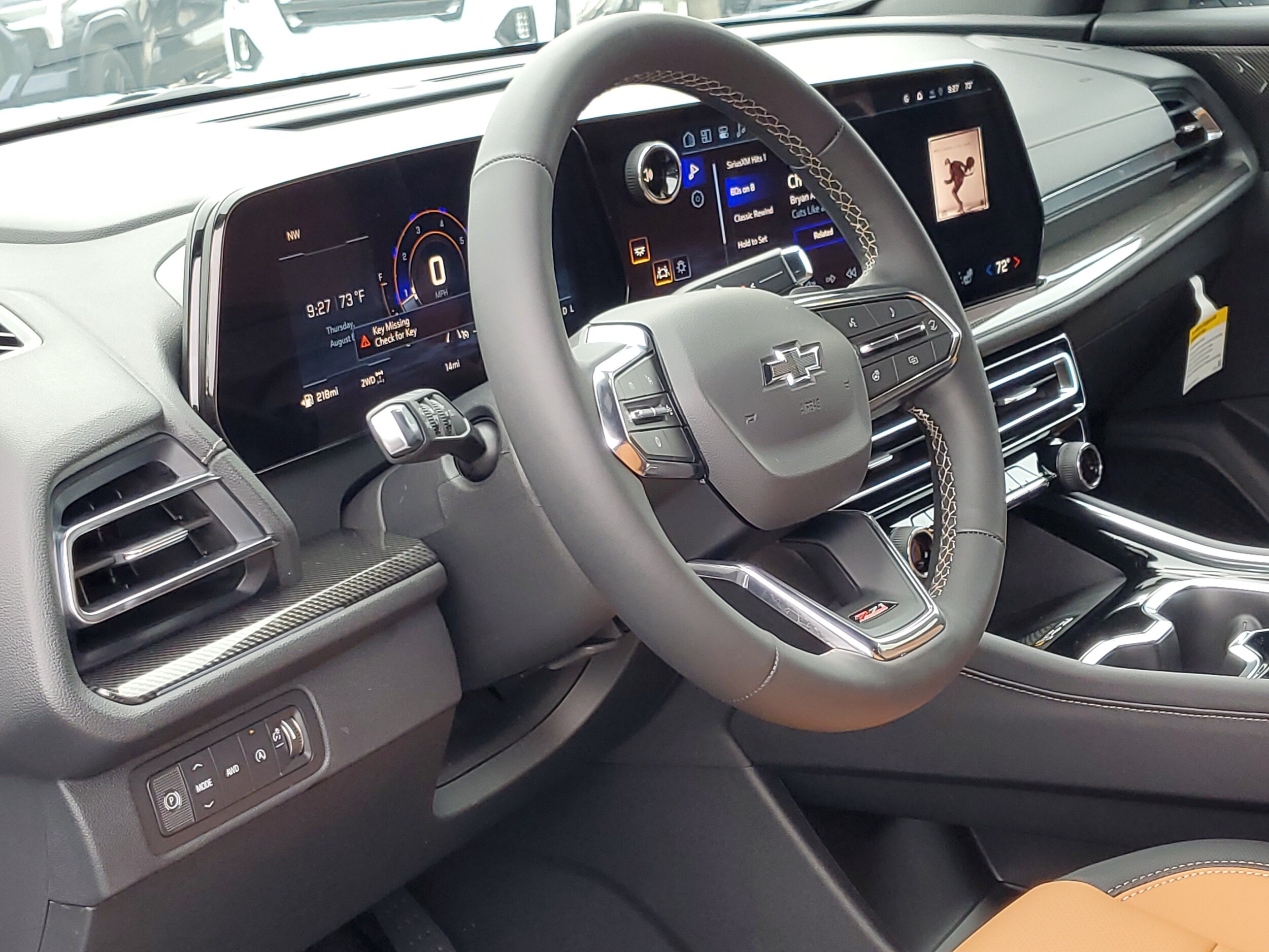 2027 Chevrolet Traverse Z71 - Photo 7