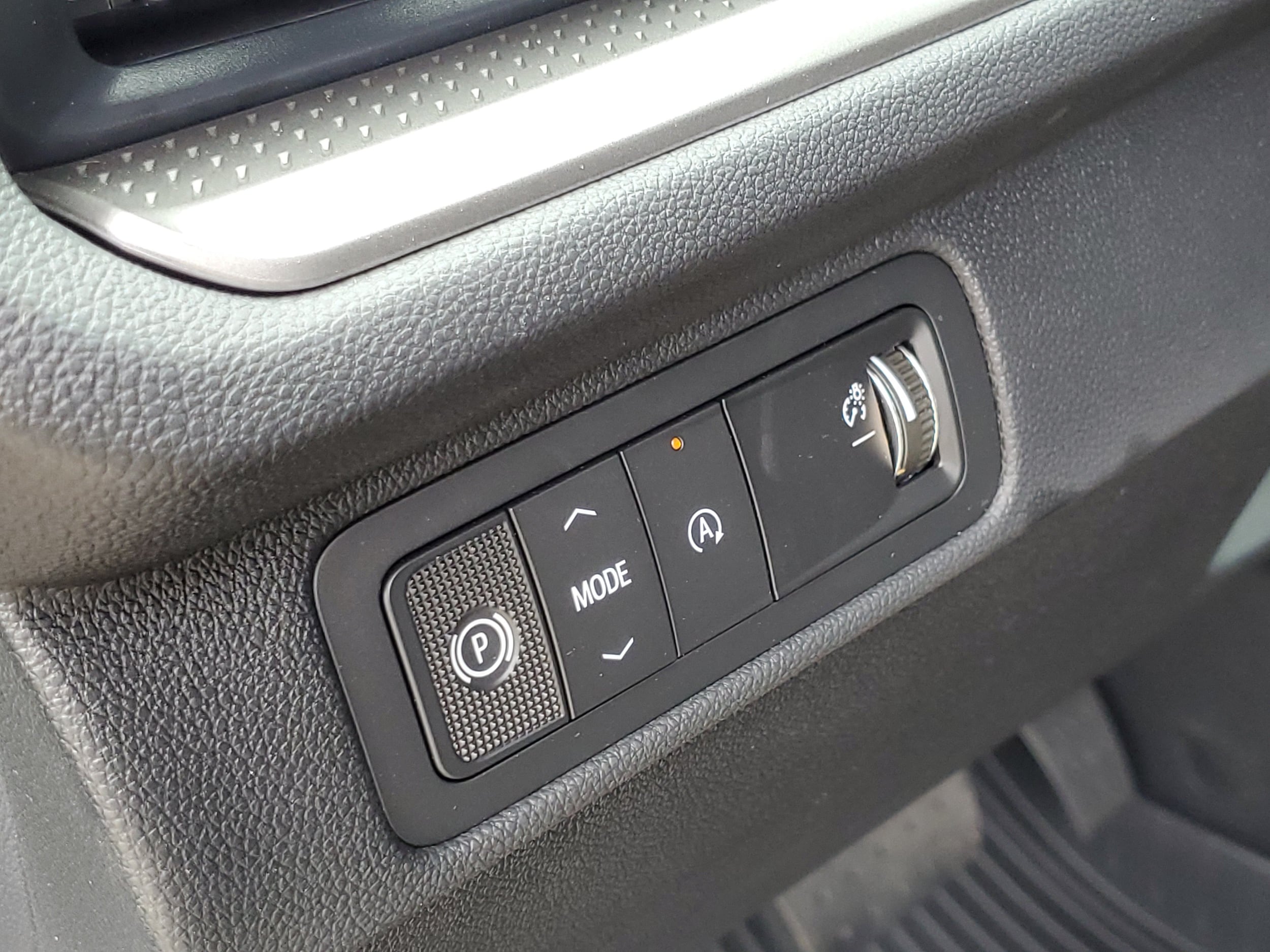 2027 Chevrolet Traverse LT - Photo 8