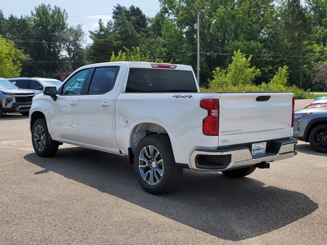 2026 Chevrolet Silverado 1500 LT photo 3