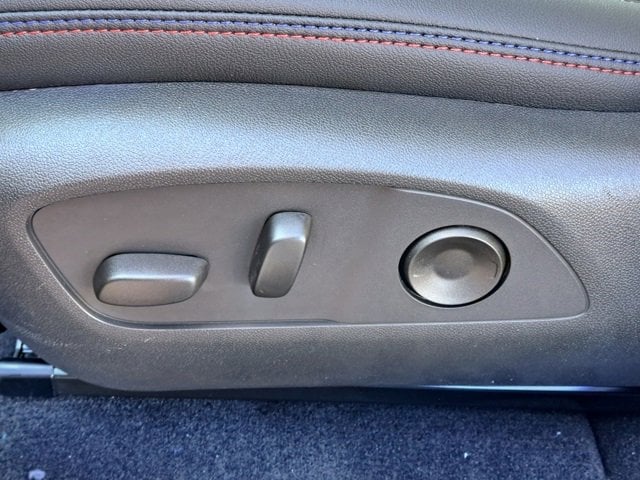 2025 Chevrolet Equinox EV RS - Photo 6