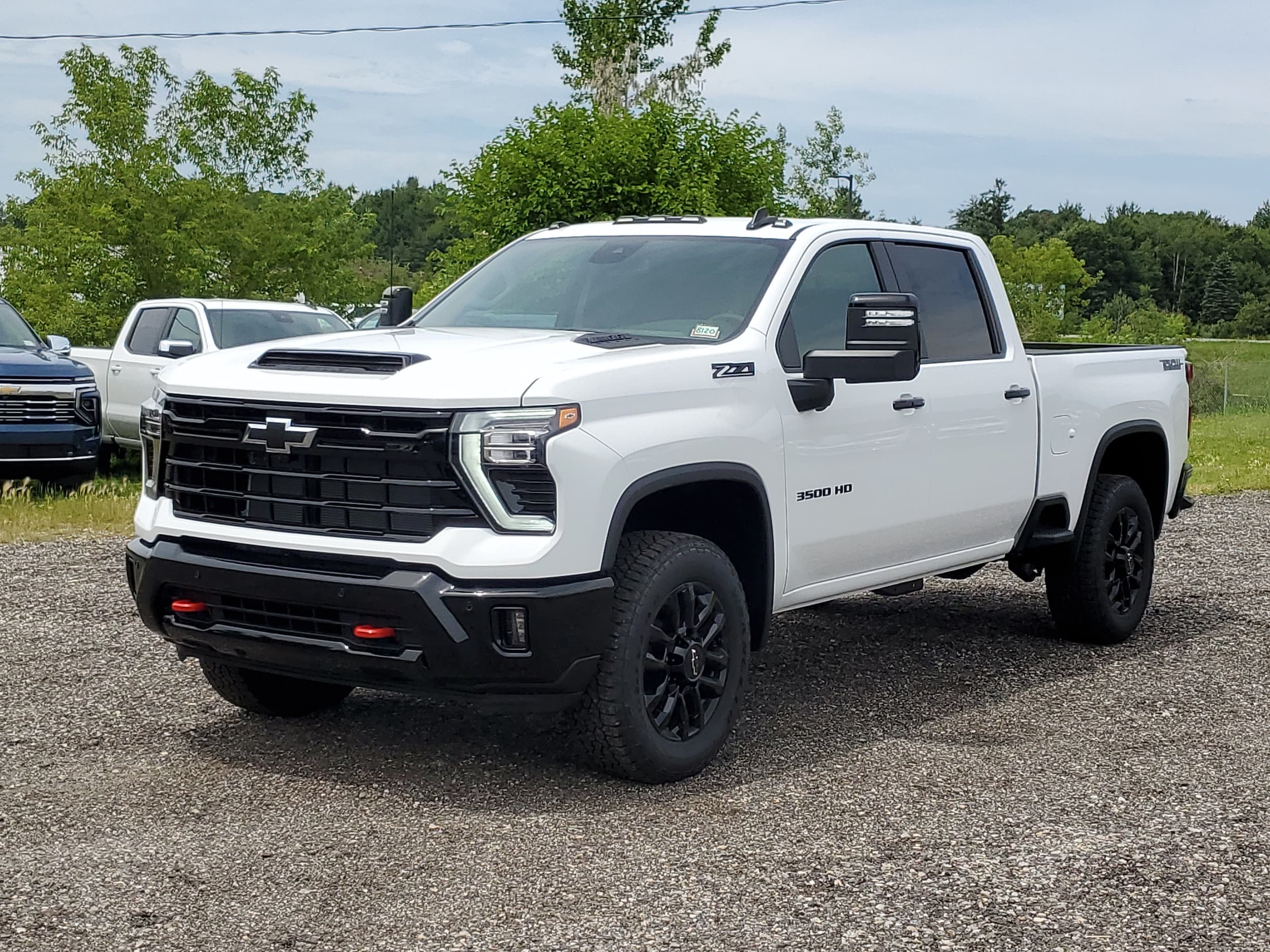 2026 Chevrolet Silverado 3500 Crew Cab 4WD Pickup for sale #T1208120 - photo 1