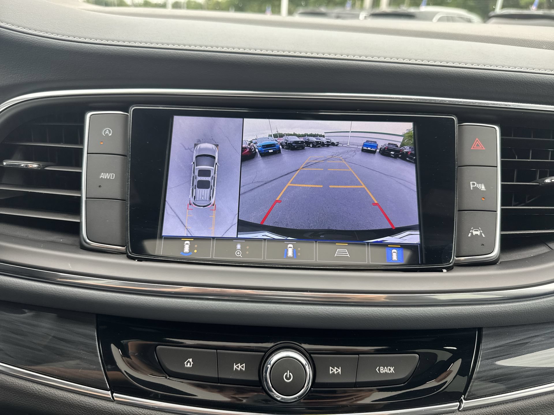 2024 Buick Enclave Premium - Photo 24