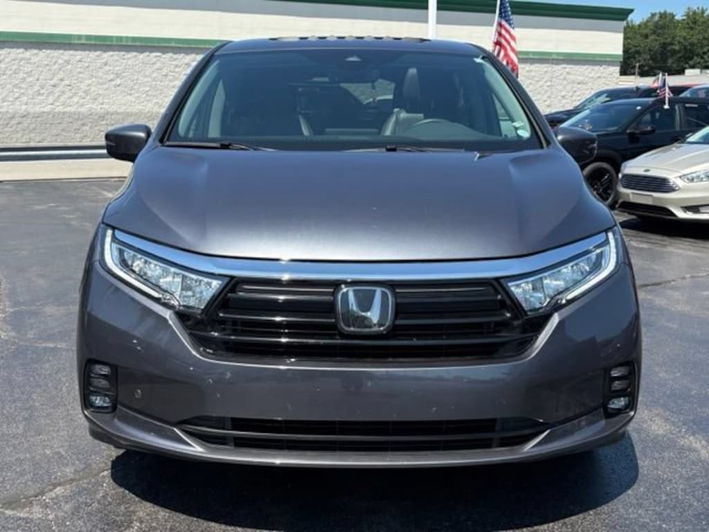 Used 2023 Honda Odyssey Touring Van
