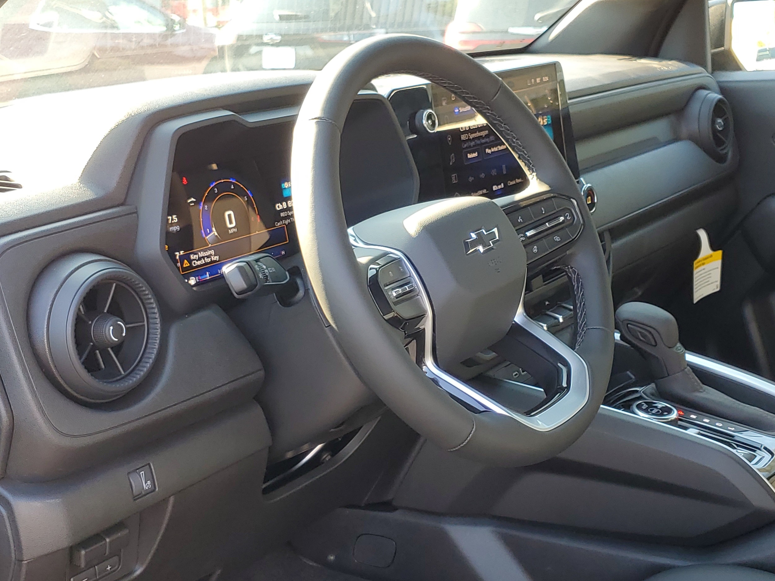 2026 Chevrolet Colorado Crew Cab 4WD Pickup for sale #T1279784 - photo 7
