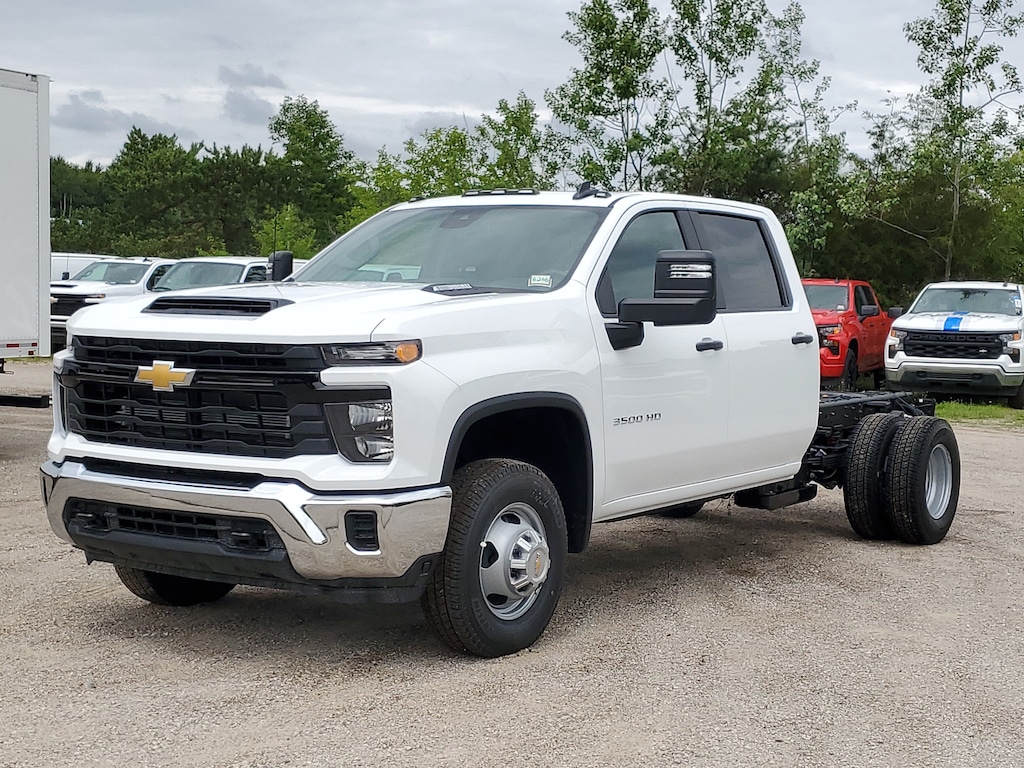 New 2026 Chevrolet Silverado 3500 HD Chassis Cab Work Truck Truck