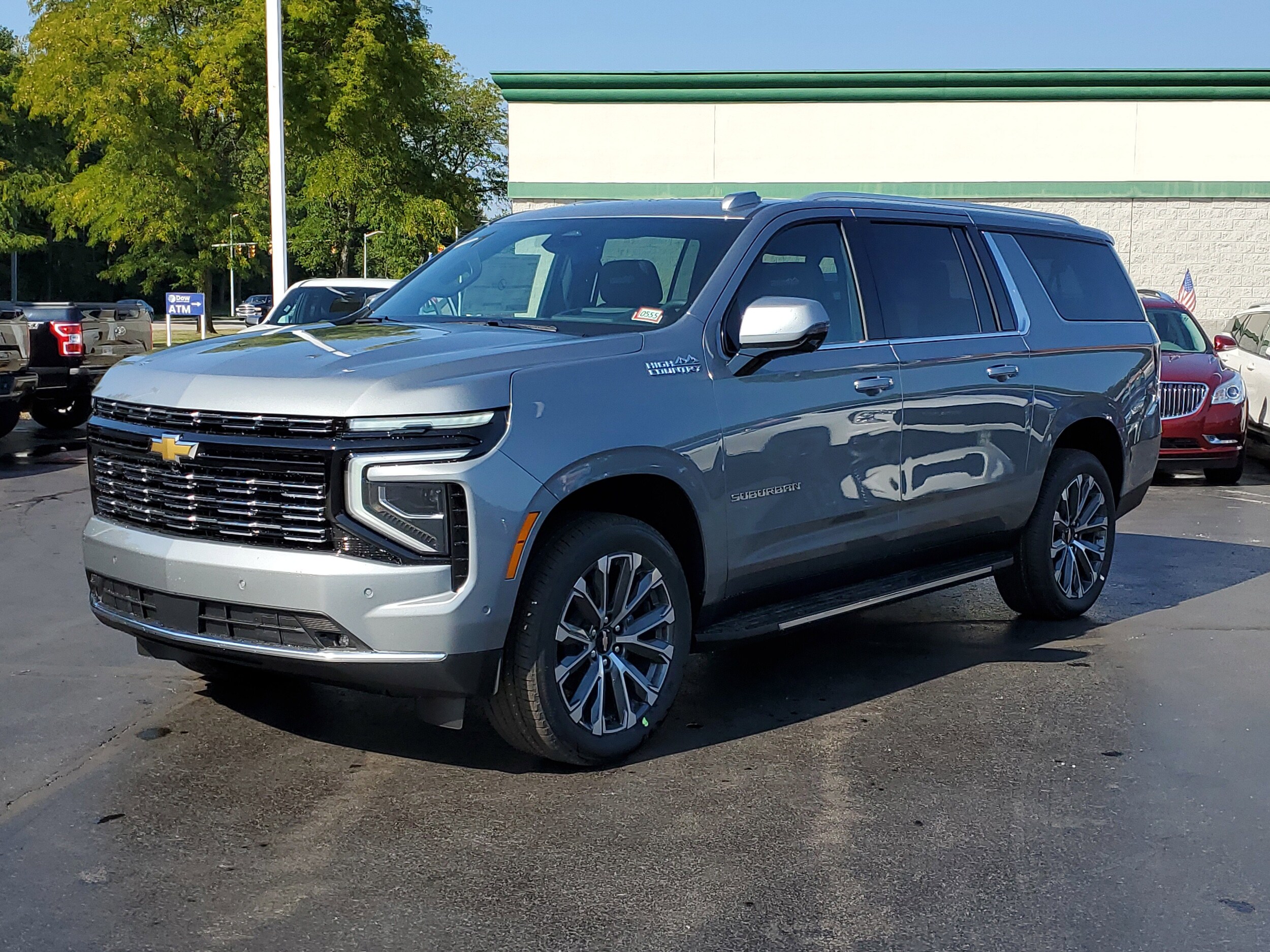 2026 Chevrolet Suburban High Country photo 2