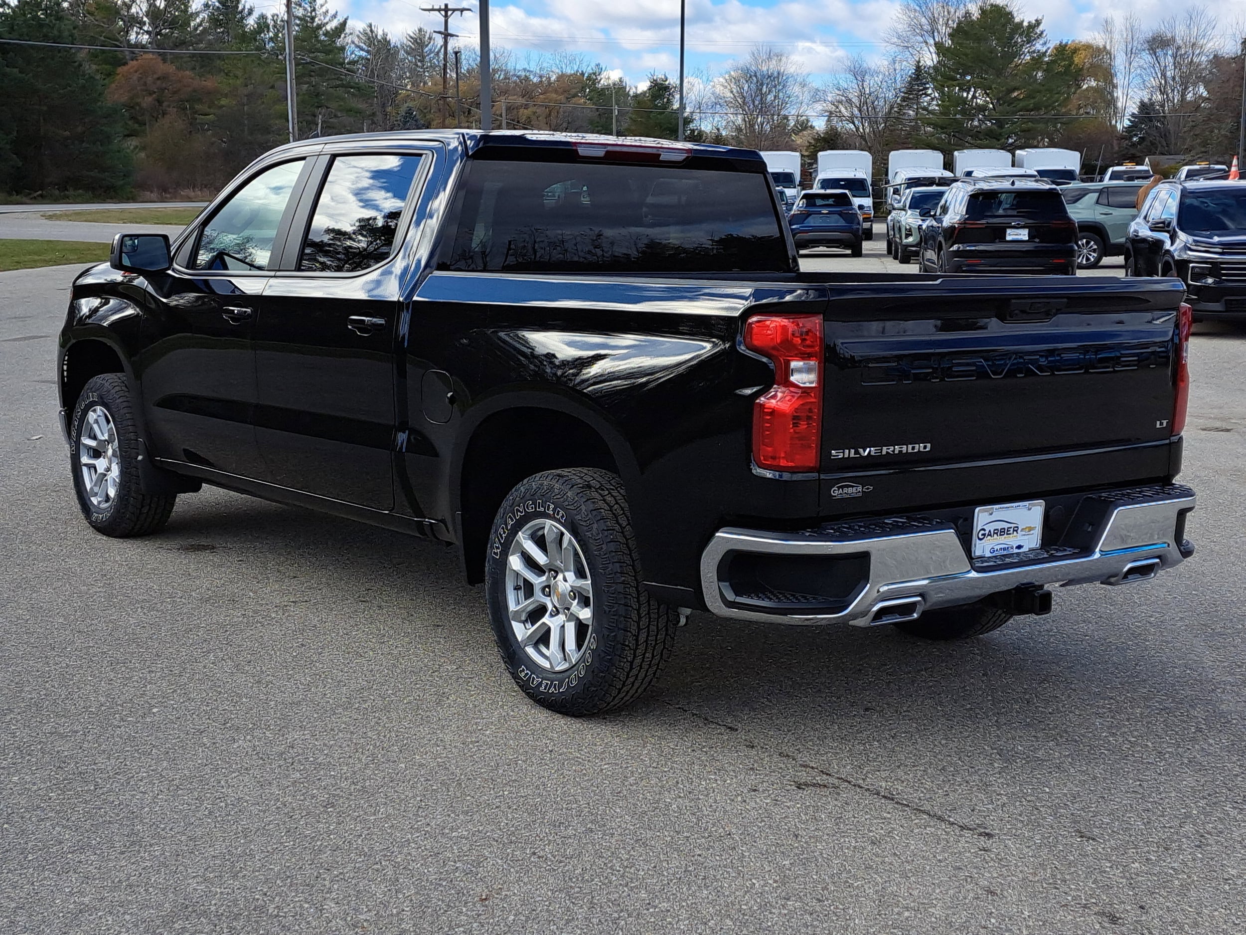 2026 Chevrolet Silverado 1500 LT photo 3