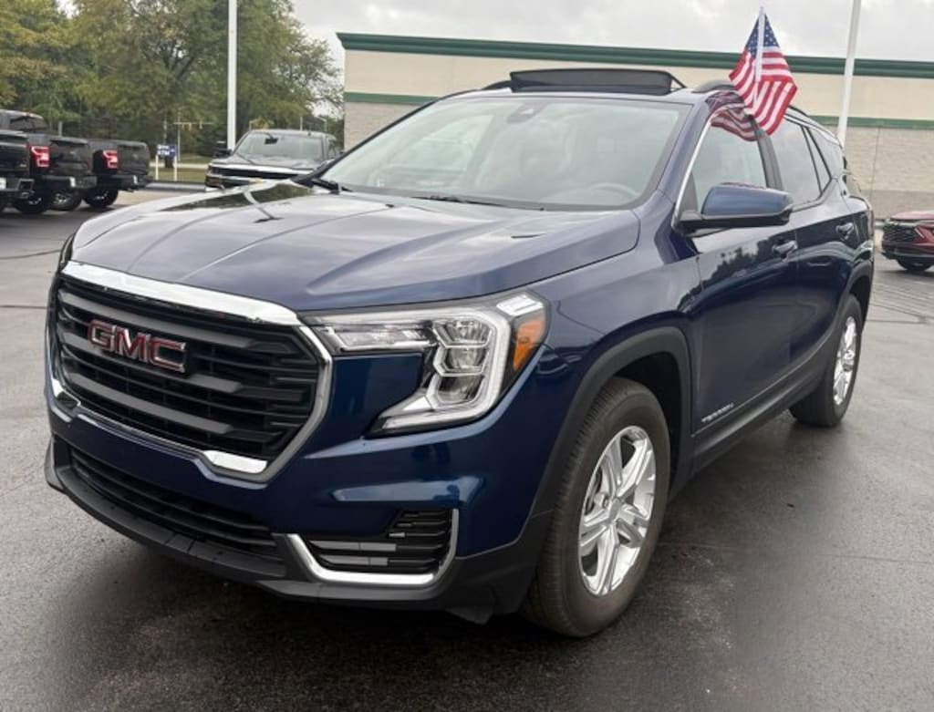 Used 2022 GMC Terrain SLE SUV