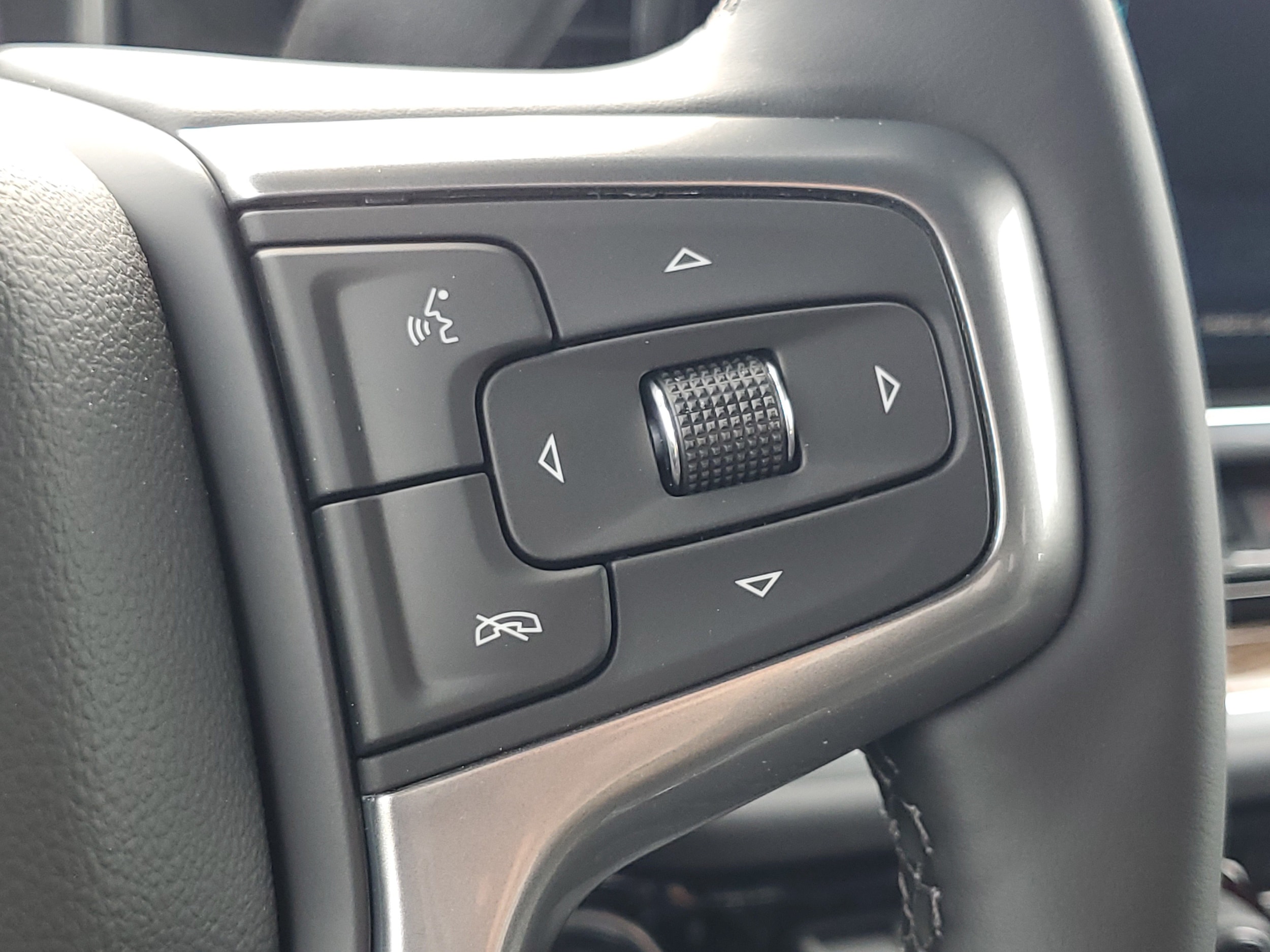 New 2026 Chevrolet Silverado 3500 LT Crew Cab for sale #T1206293 - photo 12