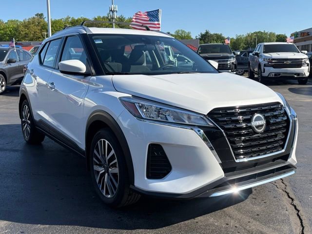 2022 Nissan Kicks 1.6 SV's photo