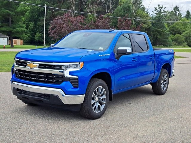 2026 Chevrolet Silverado 1500 LT photo 2