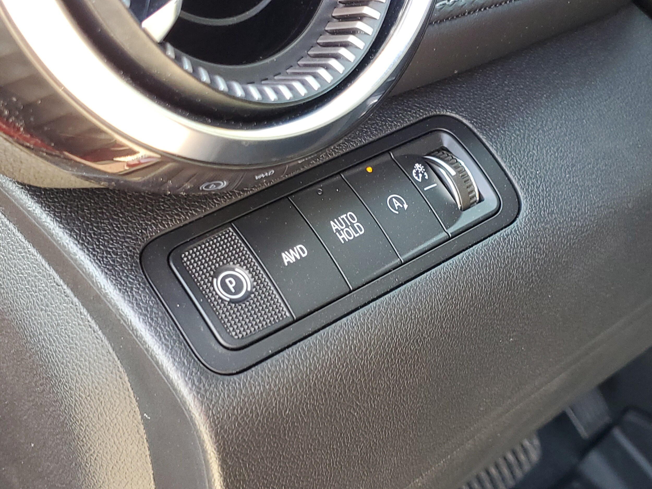 2027 Chevrolet Equinox LT - Photo 8