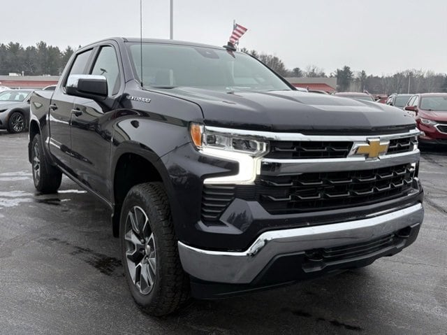 2024 Chevrolet Silverado 1500 LT's photo