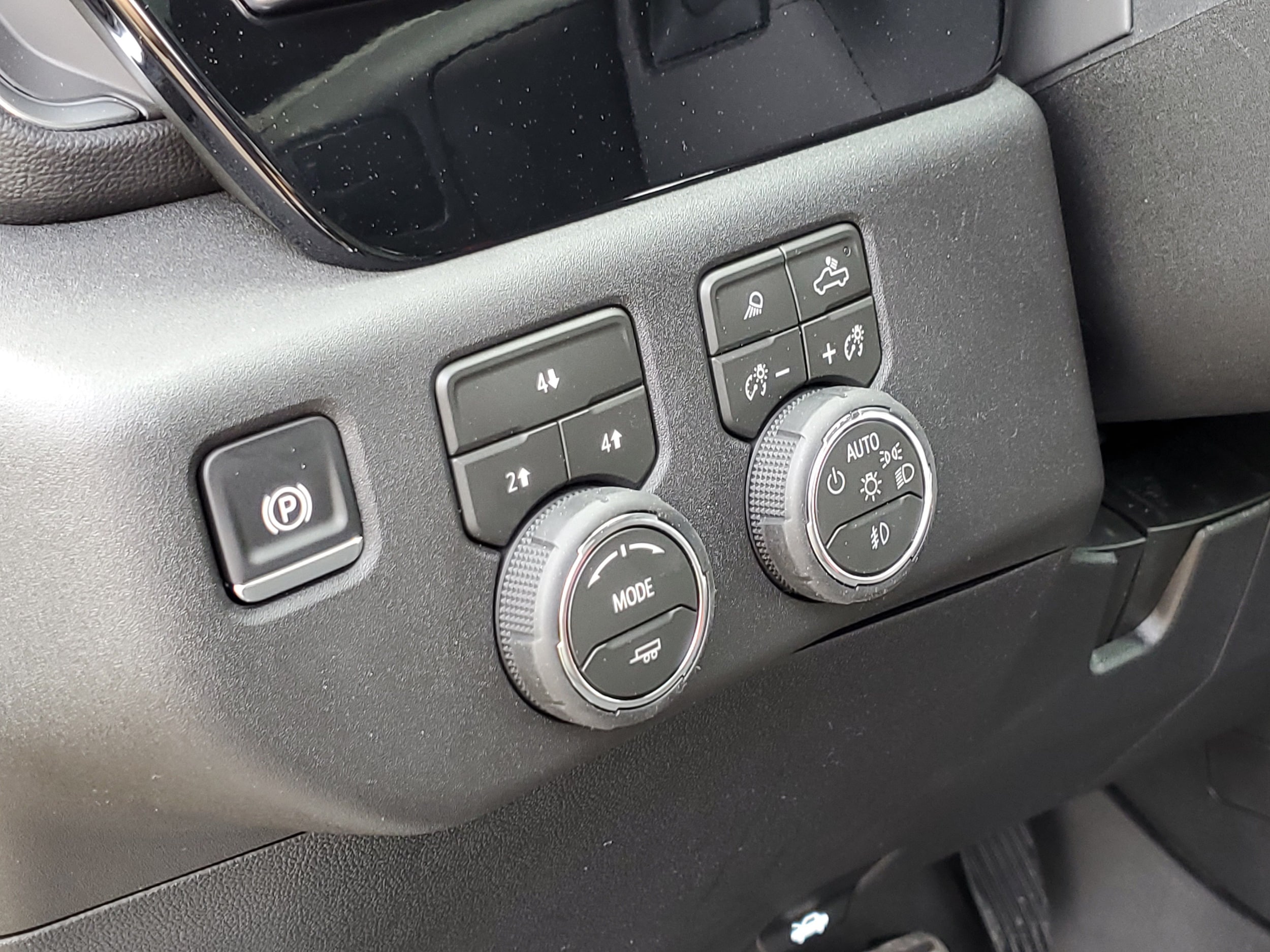 New 2026 Chevrolet Silverado 3500 LT Crew Cab for sale #T1206293 - photo 8