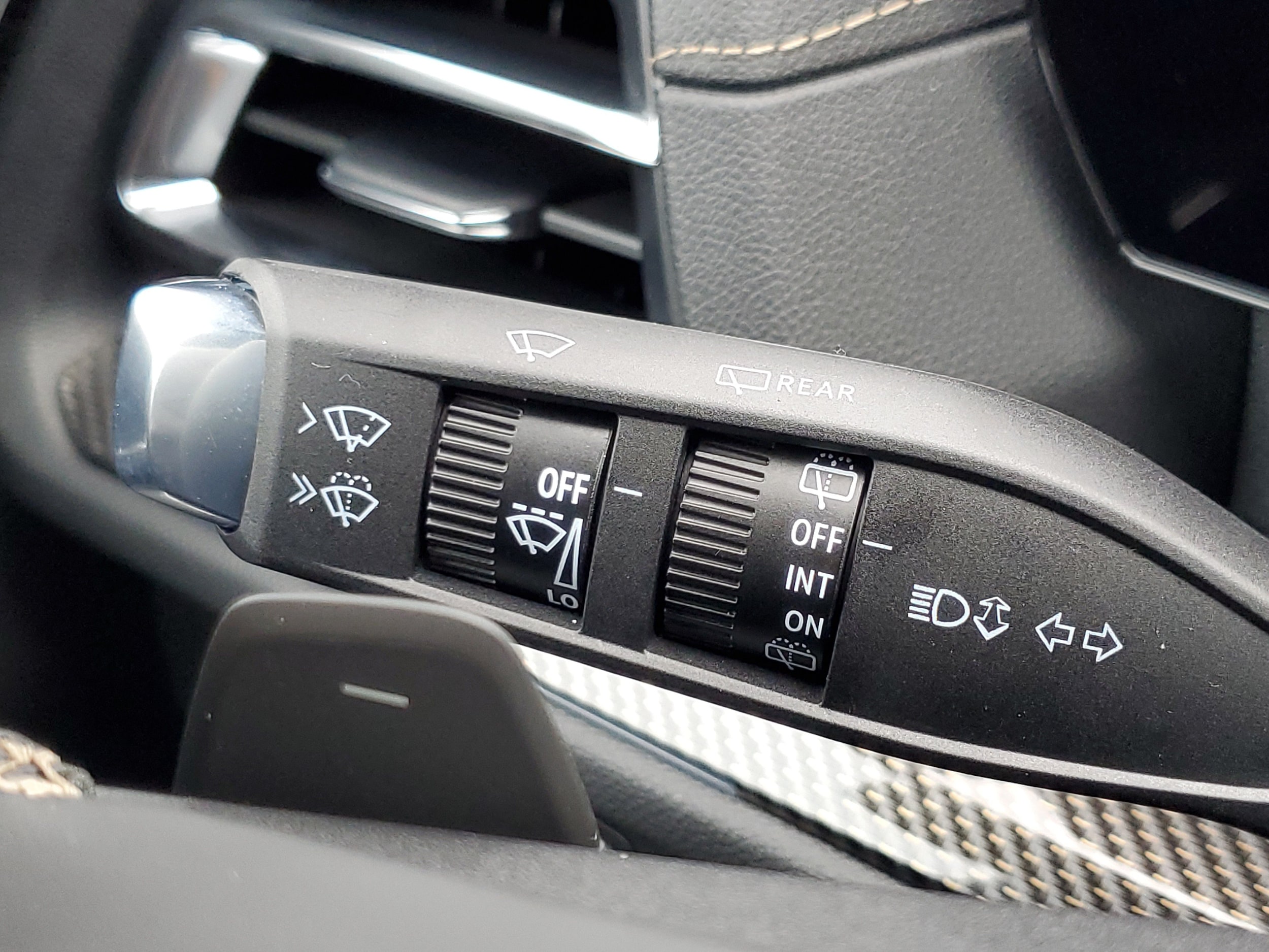 2027 Chevrolet Traverse Z71 - Photo 10