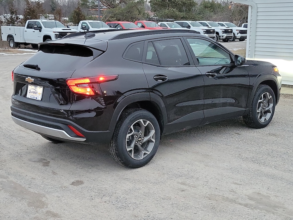New 2026 Chevrolet Trax LT SUV