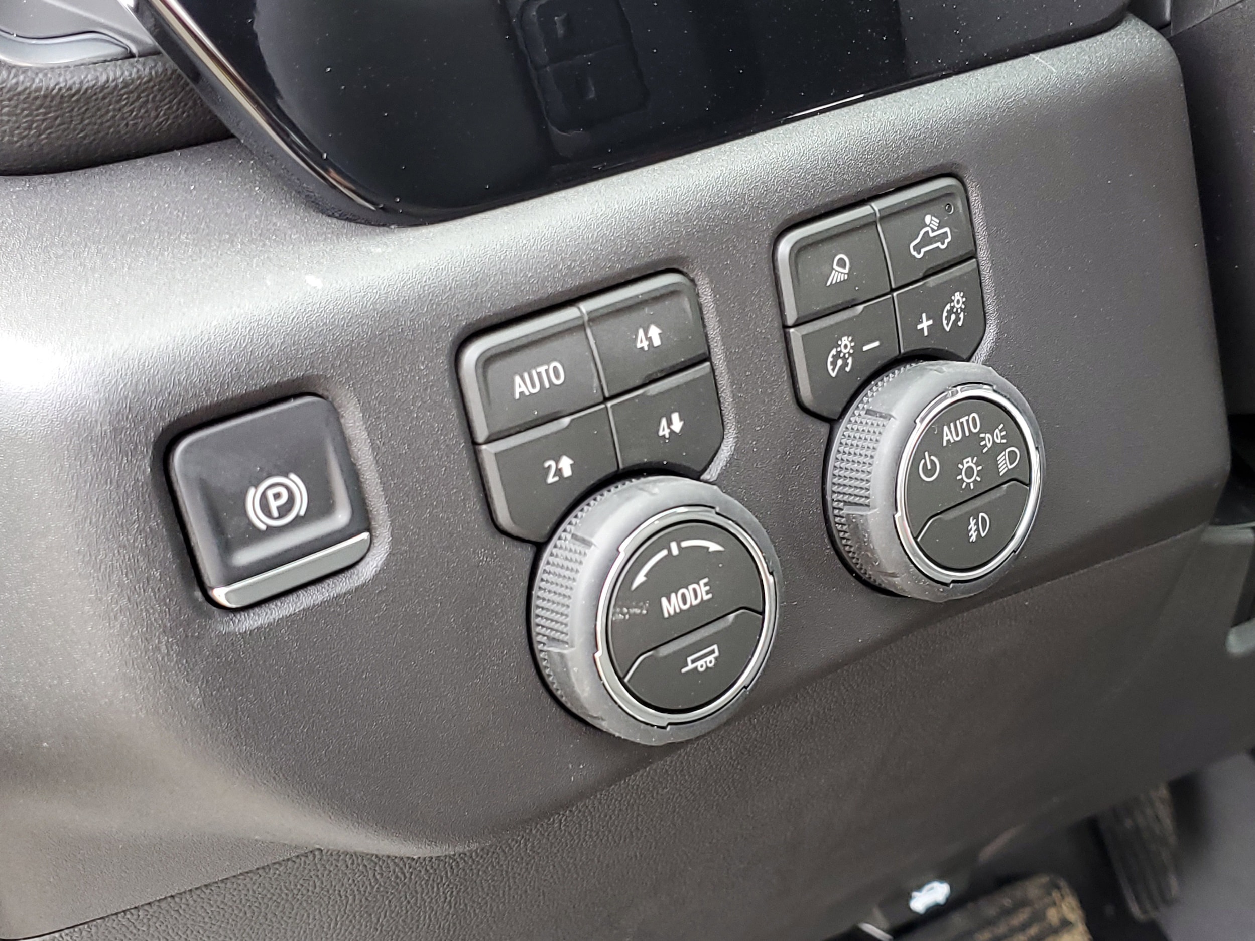 2026 Chevrolet Silverado 1500 LT Trail Boss - Photo 8